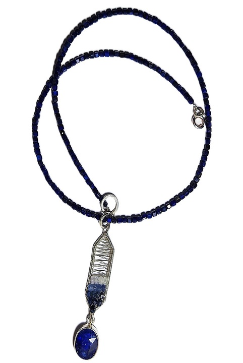 Colier cu Safire Lapis lazuli si Argint, bijuterie de Lux si bijuterie de autor cu fir de Ag925 crosetat manual, Albastru, 41 cm