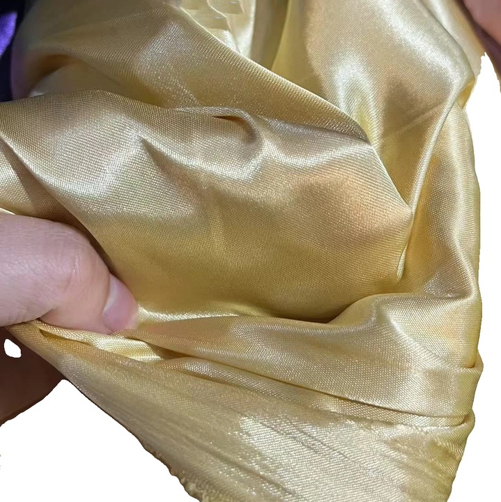 Tesatura, poliester, uscare rapida si respirabila, galben deschis, 2 metri