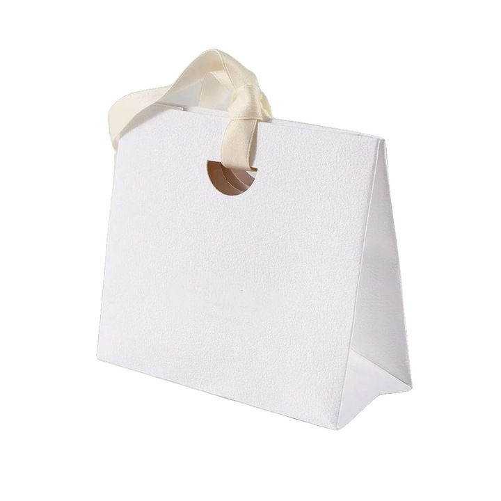 Ékszertartó táska, elegáns design, fehér, 15x14.5x7.5cm, 1 db-os szett.