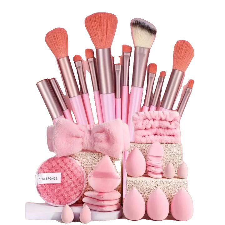 Set pensule machiaj, 13 bucati, roz, aplicare versatila, design de calitate