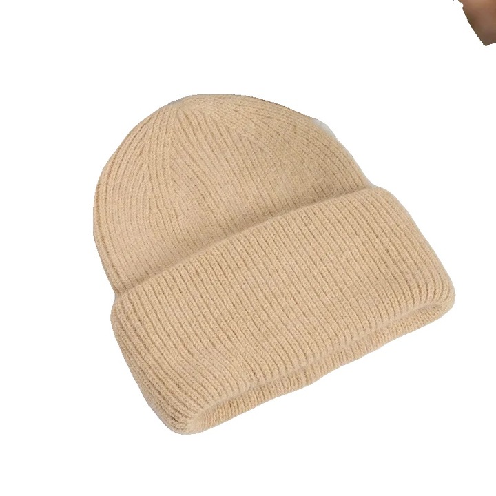 Caciula tricotata, bej, material poliester, caldura, design casual