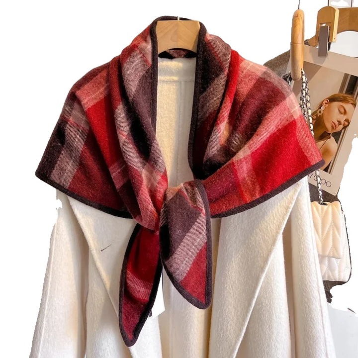 Esarfa, design elegant in carouri, lungime versatila, rosu Chile, 135x175cm