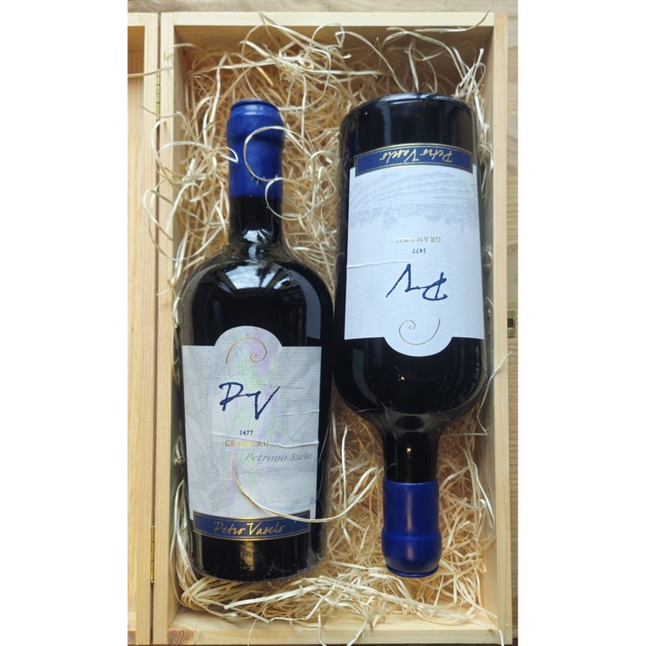 Pachet Cadou Vin Rosu Sec Petro Vaselo Gran Cru, Set Comparativ 2 Sticle 2019 & 2023, 2 x 0.75L, Cutie Lemn Premium