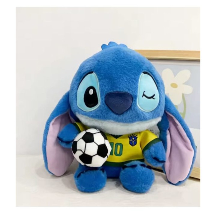 Jucarie de Plus cu Minge de Fotbal, 30 cm, Model Brazilia, Personaj Adorabil, Cadou pentru Copii