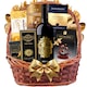 Cos cadou elegant CADOURI RAFINATE® Prestige Selection, vin rosu demisec, cafea Davidoff, panettone, ceai premium, miere si dulciuri fine, ambalat festiv, cadou ideal pentru aniversare, Paste si Craciun