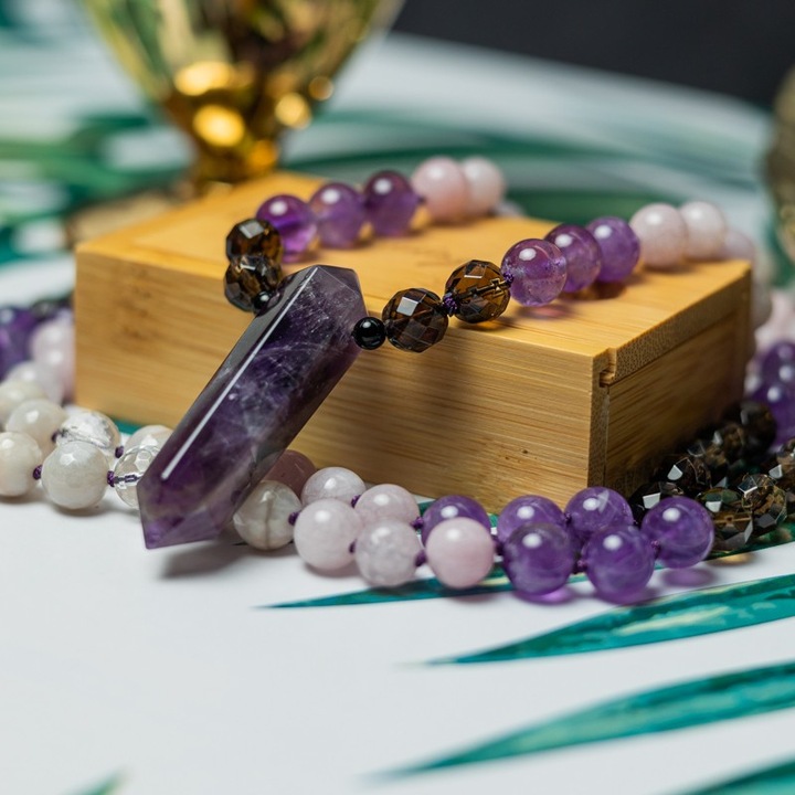 Tanay, Colier Mala 108 cu varf dublu de Ametist si margele de Kunzit, Smoky Quartz si Cuart transparent