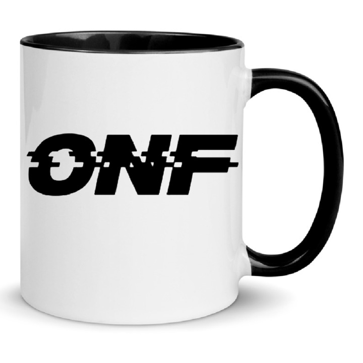 Cana ONF Boy Band No1 330ml ceramica alba si neagra, design modern, rezistent la masina de spalat, cadou pentru fani K-pop