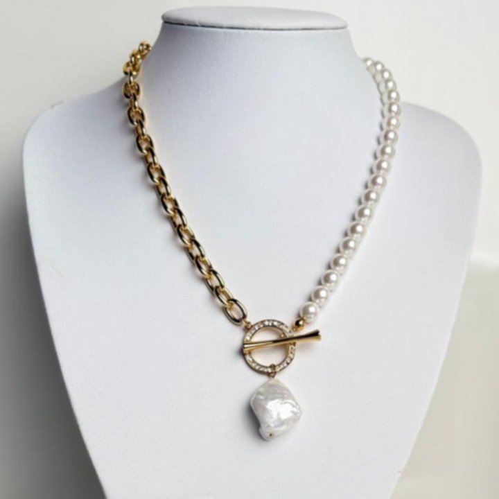 Colier Colibra cu perla si cristale, elegant, unic