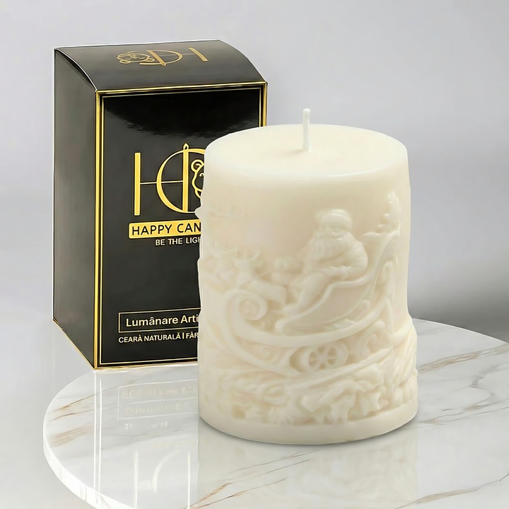 Свещ от естествен пчелен восък, Happy Candles, Шейната на Дядо Коледа, слонова кост, ръчна изработка, Коледа, 170гр