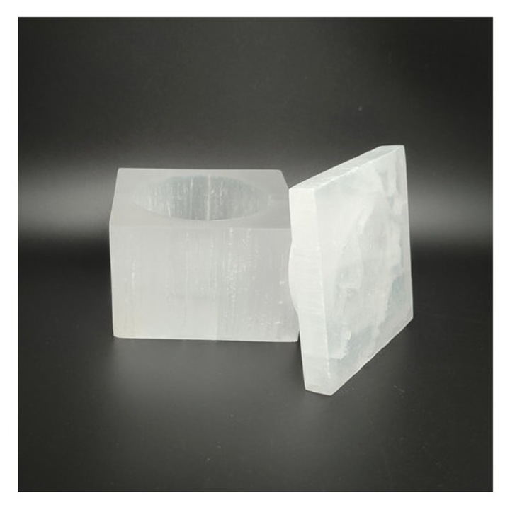 Cutie cub selenit 7,5x7,5x6cm