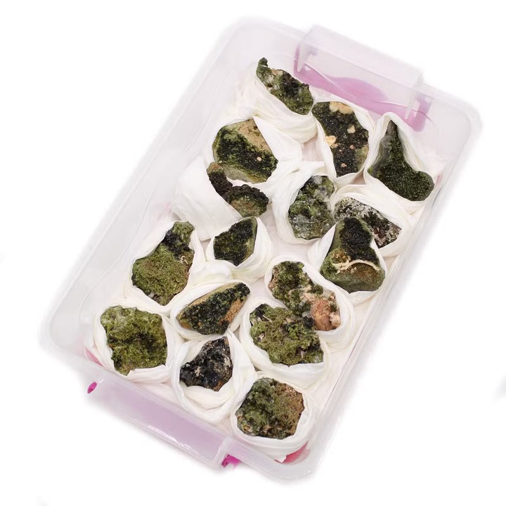 Set de mostre minerale - Epidot, 10 bucăți, transparent, galben-verde