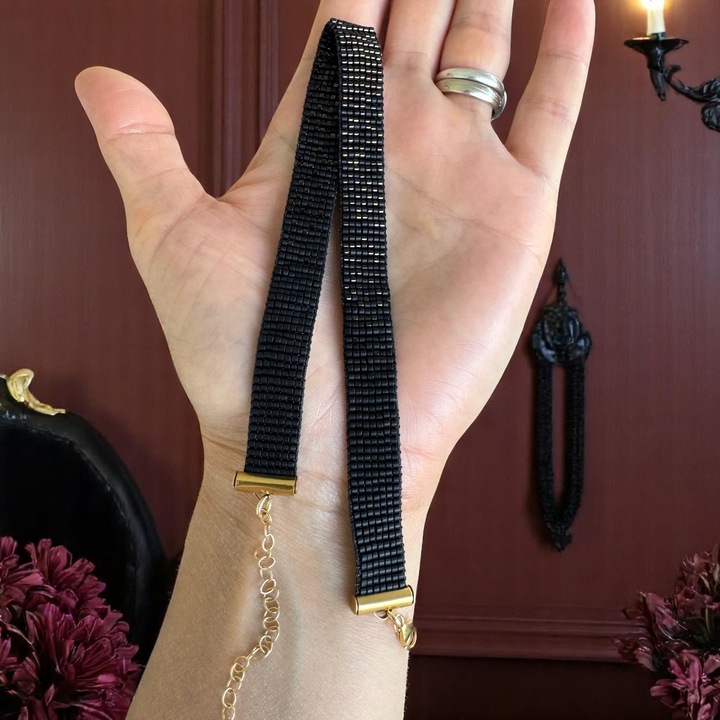 Colier choker lat elegant handmade Elian din margele Miyuki negru cu maro metalizat