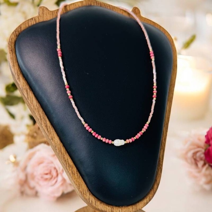 Colier choker handmade Elina din miyuki somon cu Rodocrozit si argint placat cu aur 925