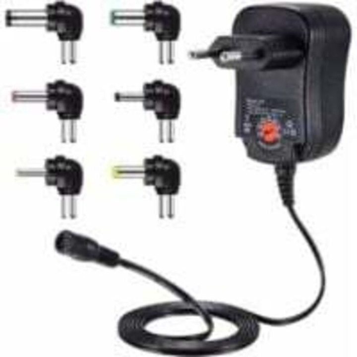 Adaptor universal 12W, 6 conectori, 3-12V, pentru dispozitive electrice