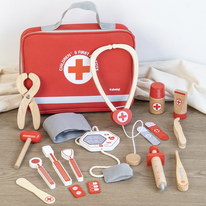 Set Medical Educativ Montessori, Joc de Rol, lemn, geantă roșie, pentru 3 ani