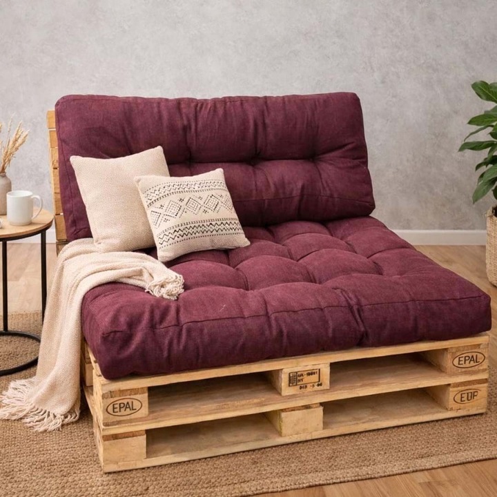 Set 2 perne groase pentru paleti gradina, saltea si spatar, 1 perna sezut 80x120 cm, 1 perna spatar 45x120 cm, Lenjerii Deosebite, Mov Pruna