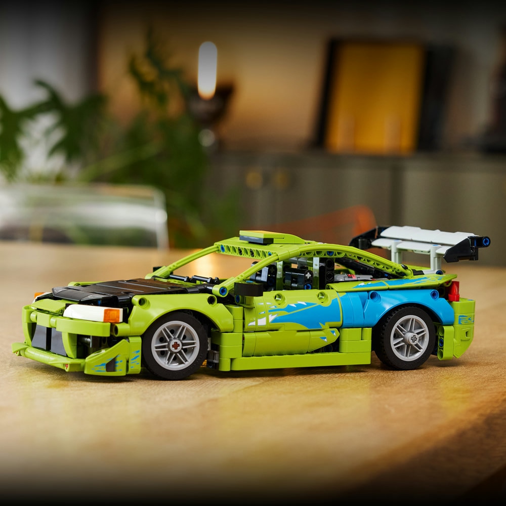 LEGO® Technic - Masina Mitsubishi Eclipse din Fast and Furious