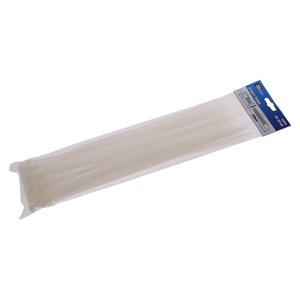 Csavarok, anyák és rögzítő tartozékok