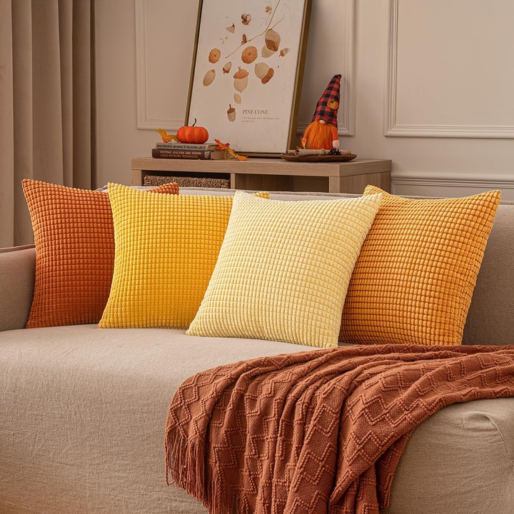 Set 4 fete perna decorative EMEMA, model texturat, 40 x 40 cm, textura catifea, multicolor