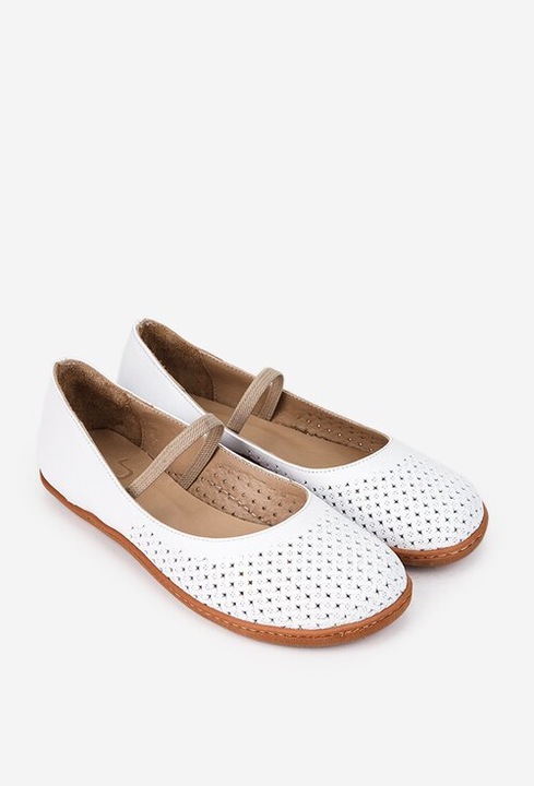 Balerini dama NUR albi din piele naturala cu model perforat