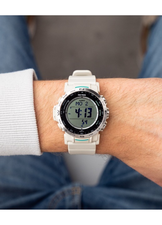 Мъжки часовник Protrek PRW-35-7ER, соларен механизъм, водоустойчив, бял, пластмасова обвивка