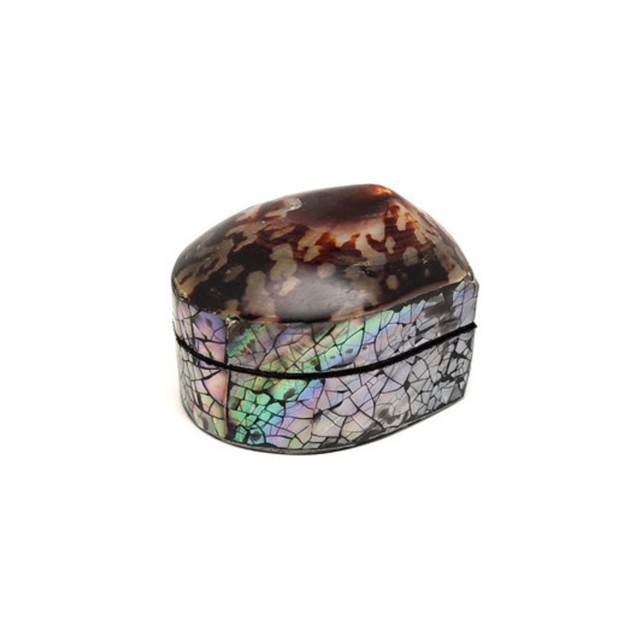 Ékszertartó doboz barna-fehér elegáns mini díszdoboz 5×4 cm