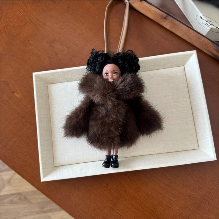Breloc de geanta cu papusa din blana artificiala, set 1 bucata, stil dragut, accesoriu pentru geanta, multicolor