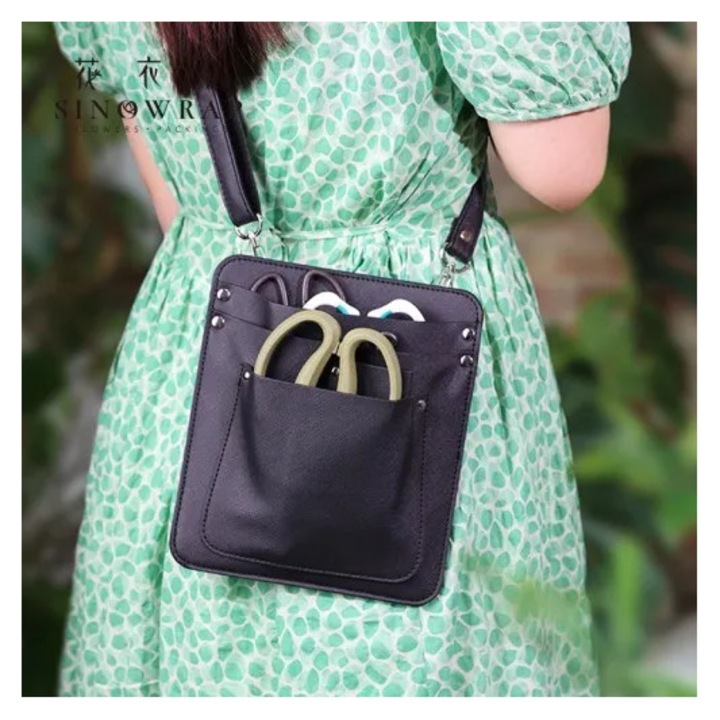 Geanta din piele pentru florarii Neagra - Eleganta si Functionala