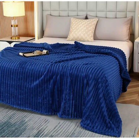 Patura Pufoasa Cocolino cu Model Dungi, Pat Dublu, 200x230cm, Culoare ...