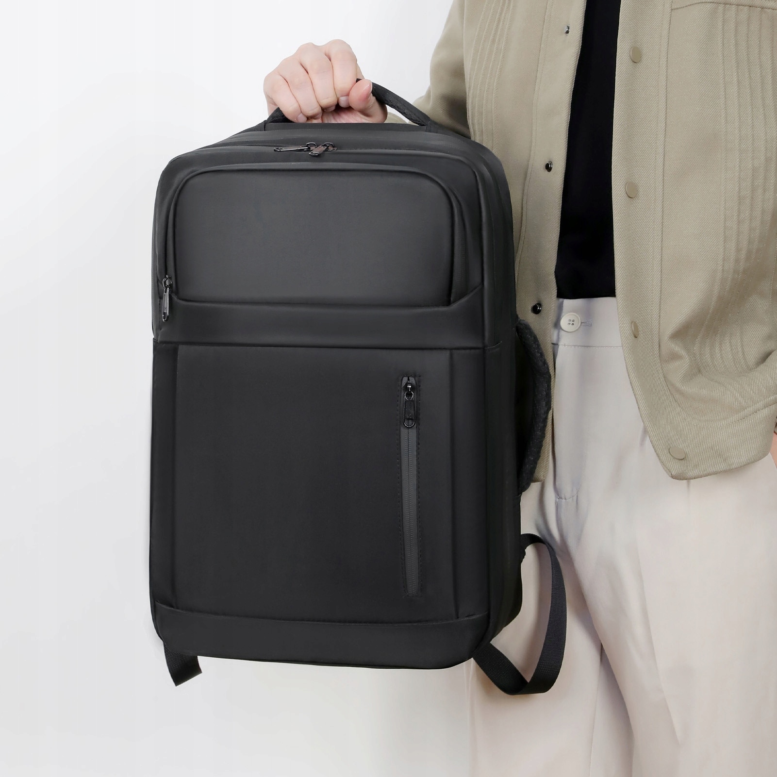 Ghiozdan cu compartiment vidat, 36-55L, impermeabil, pentru laptop de 17.3 inch, 30x45x17cm, set cu pompa si accesorii