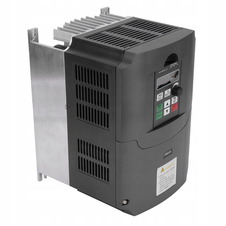 Inverter 7,5kW 220V-380V, vektoros vezérlés, méretek 220x170x150mm