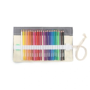 Creioane colorate si carioci