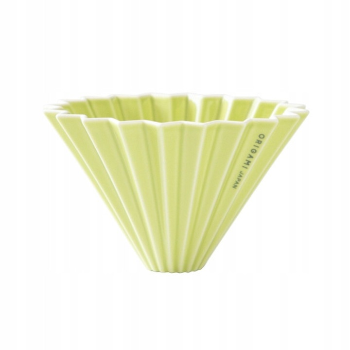 Dripper din ceramica Origami M (F3WXUQNOP), 20 caneluri, orificiu inferior o2,5 cm, compatibil cu filtre conice M (2–4 cani), verde, O 14 cm, inaltime 8,7 cm