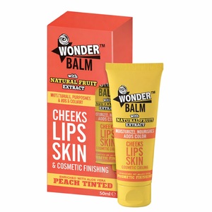 Luciu si balsam de buze