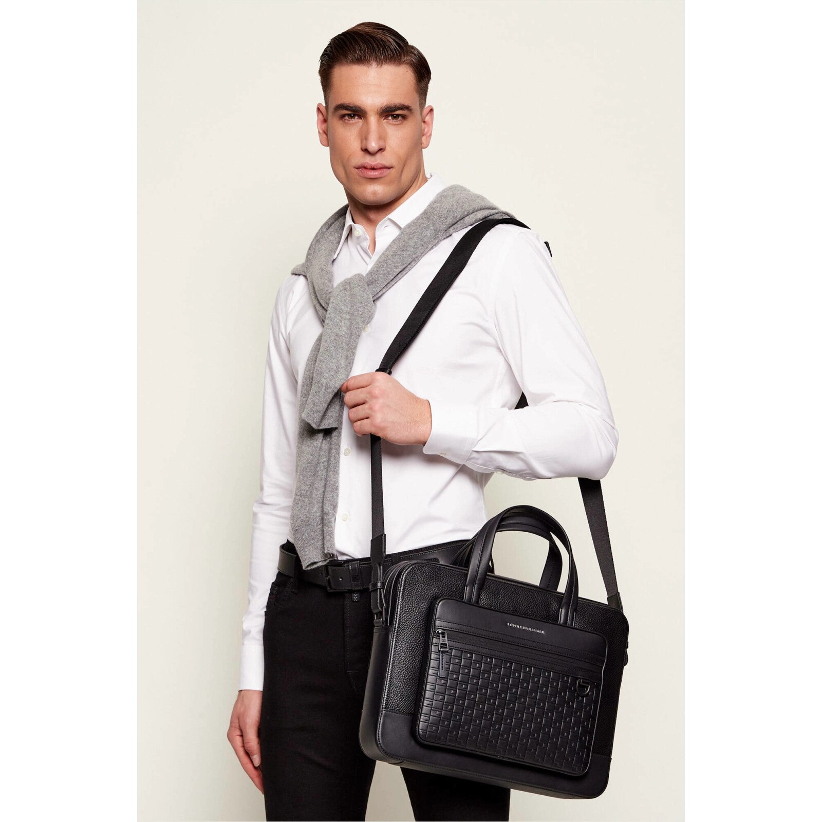 Geanta pentru laptop Tommy Hilfiger AM0AM14002 Negru 38 x 28 x 6 cm