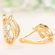Vintage stílusú fülbevaló, CAOSHI, 18K arany, cirkónia kristályok, 1,5x0,7cm