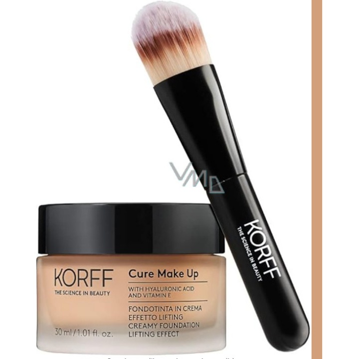 Фон дьо тен Korff Cure Lifting, 30 мл, нюанс 03, средно покритие, включва четка
