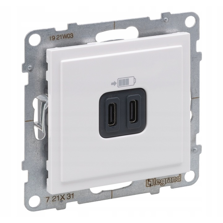 Двойно зарядно USB C+C 3A, Legrand Suno, бял, тънък монтаж