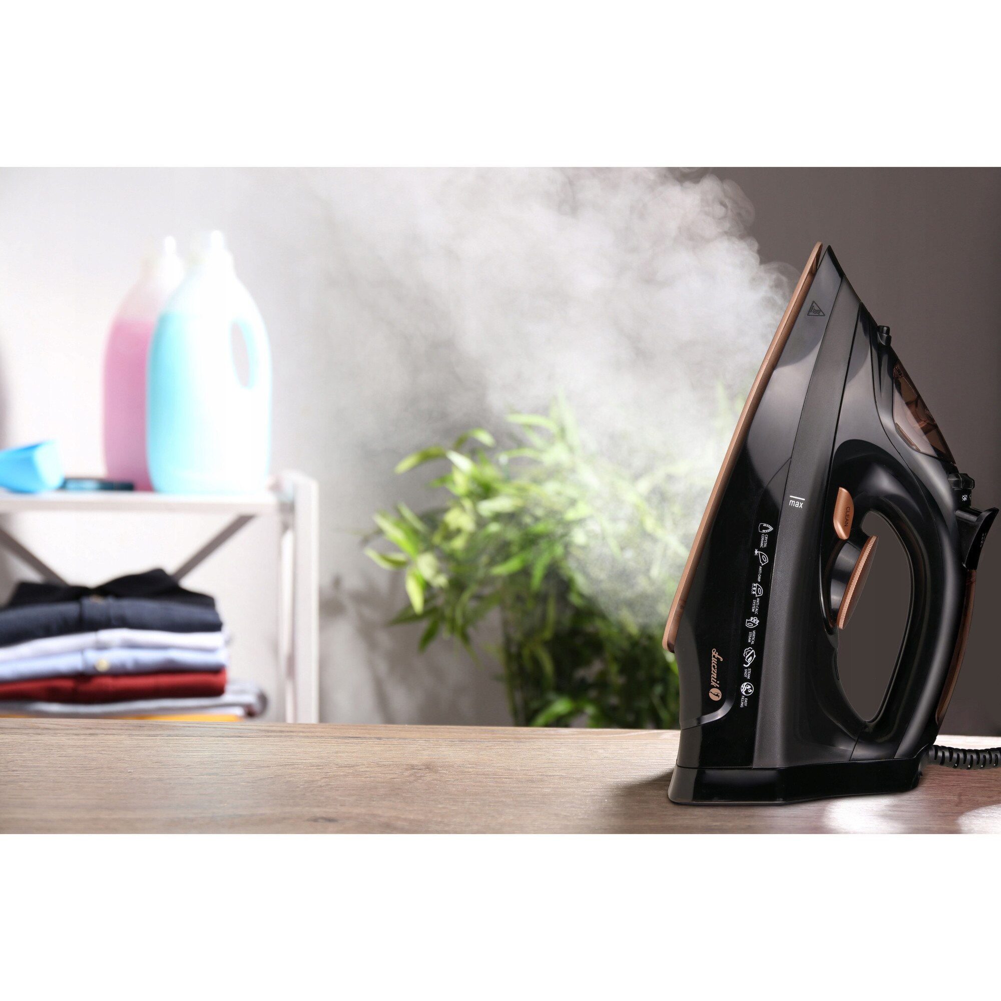 Fier de calcat cu abur Lucznik SI-920, 2200W, 160g/min, ceramica, 400ml