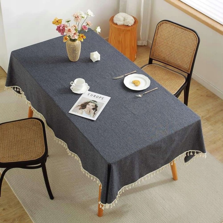 Pamut és lenvászon asztalterítő rojtokkal, 140x200cm, kék fehér rojtokkal, étkezőbe