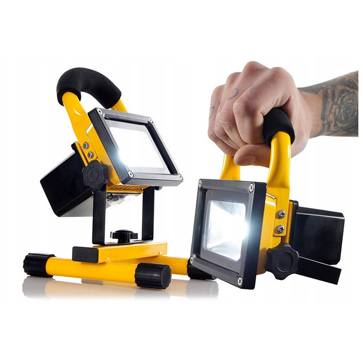 Decorya hordozható lámpa, 10W LED reflektor, IP65, 12x25x16,5cm, autós és hálózati töltővel szettben