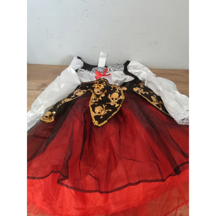 Costum pirat pentru fete, negru-auriu, detalii rosii si albe, marimea L