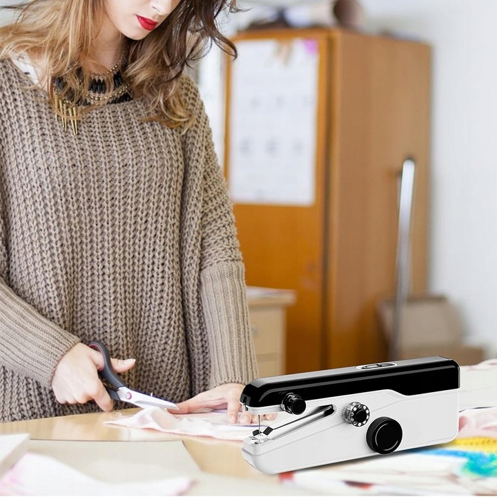 Masina de cusut mini, portabila, pentru haine si jucarii