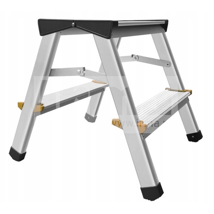 iRMA munkalétra 1 fokkal és platformmal, 150kg, 20x35cm, 238cm munkamagasság, 39cm szélesség