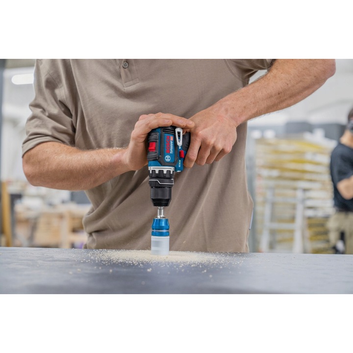 Акумулаторна бормашина Bosch GSR 12V-32, безчетков мотор, система FlexiClick, тяло без батерия и зарядно устройство