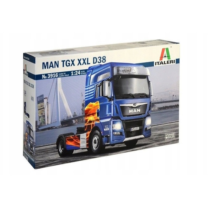 MAN TGX XXL D38 teherautó modell, Italeri, 1:24, 25,7 cm, összeszerelő készlet