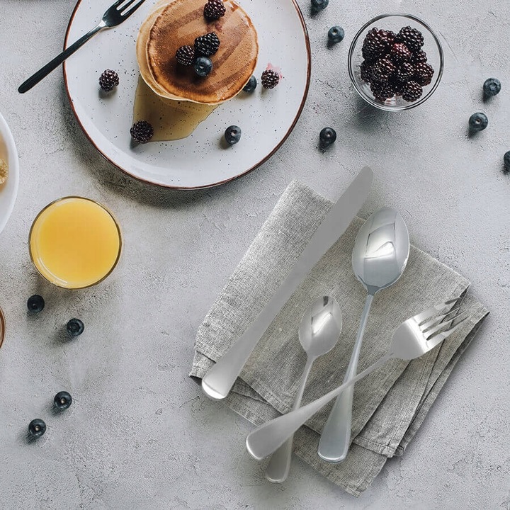 Maestro 24 részes evőeszközkészlet, rozsdamentes acél, elegáns design, többszínű