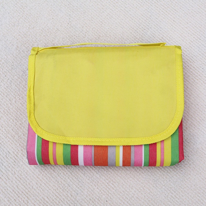Patura de picnic XXL 200x200cm, impermeabila, pliabila, cu manere, multicolor