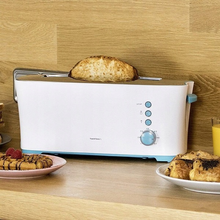 Тостер Cecotec Taste 1L, 1000W, инокс, бял, 2 филии, комплект със стойка за кифлички