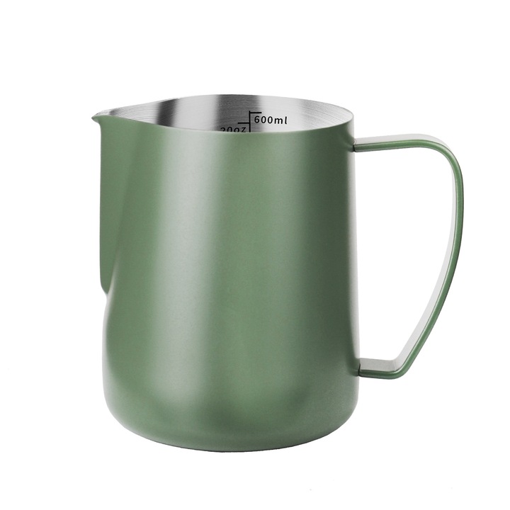 Tejhabosító kancsó, 400ml, katonai zöld, csőrös kialakítás, ergonomikus fogantyú